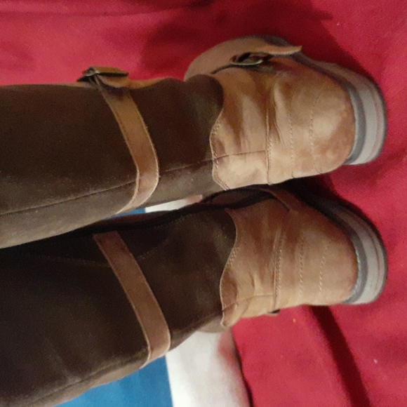 L.L. BEAN TALL BOOTS - Picture 8 of 12